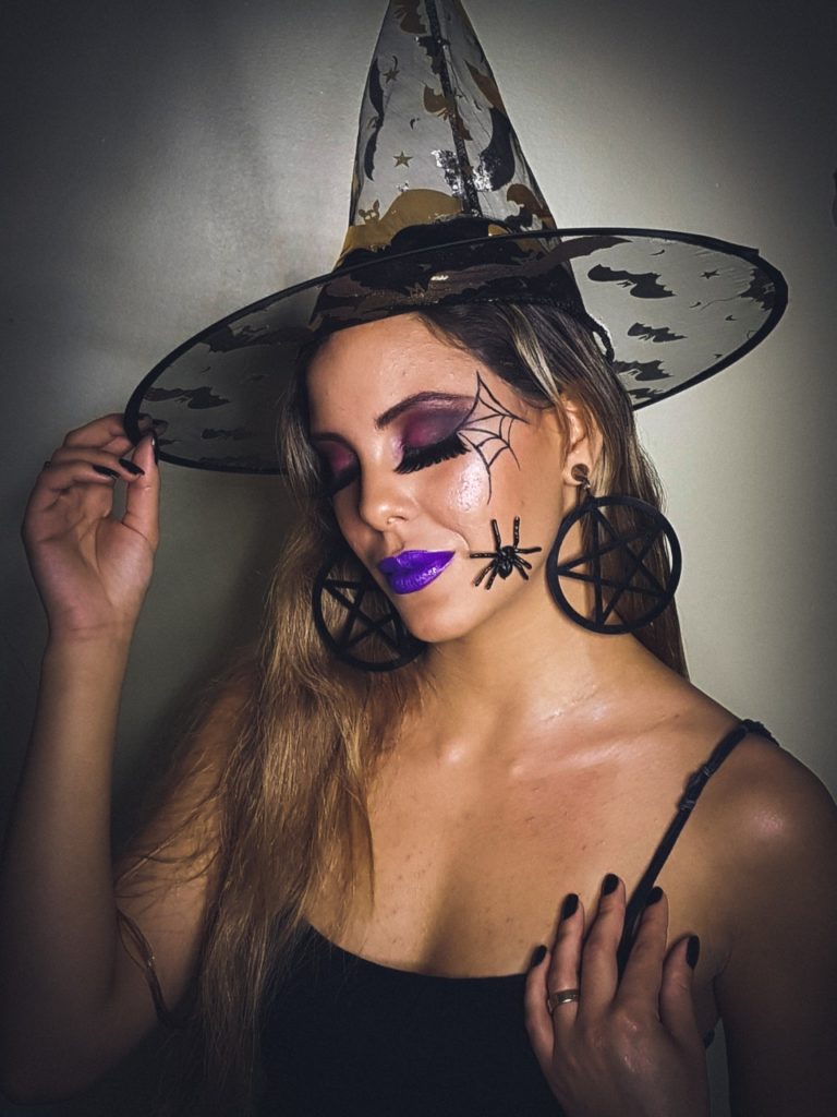 Aprenda maquiagem para Halloween mega fácil — Rock Feminino